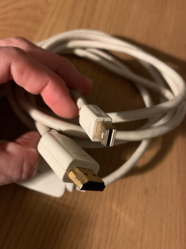 Mini display port a HDMI