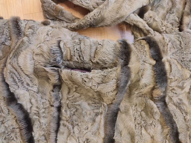 Abrigo de piel auténtica