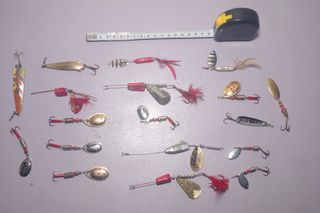 LOTE CUCHARILLAS DE PESCA