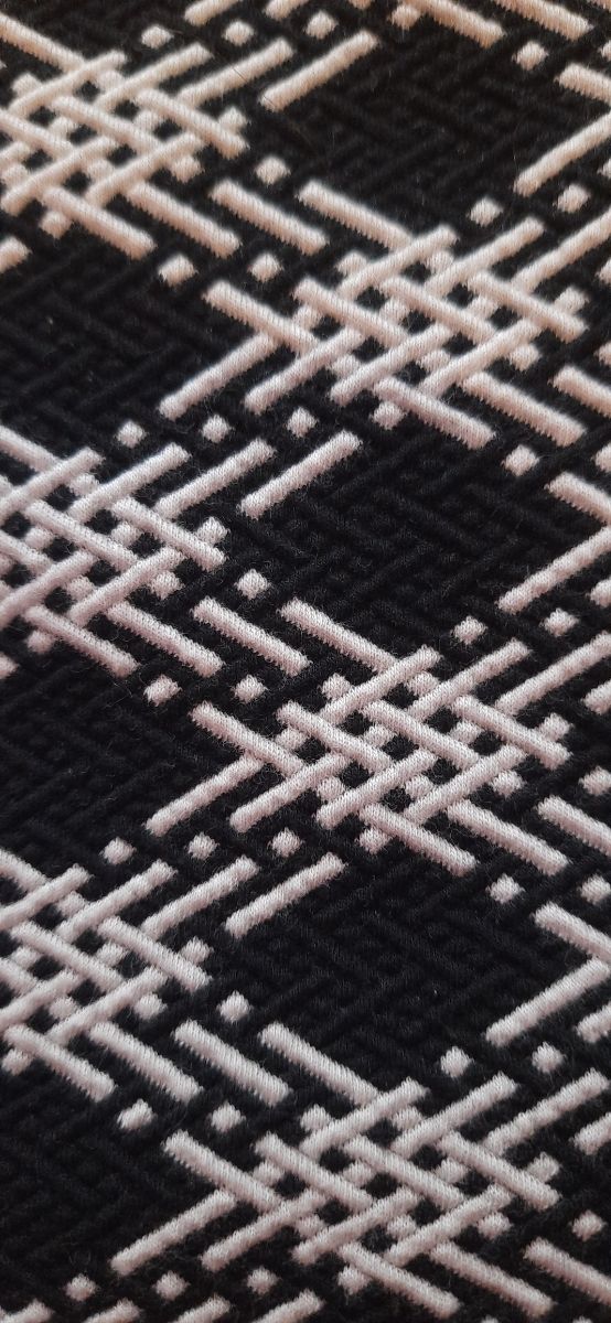 Falda corta L stradivarius