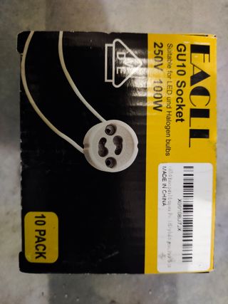Caja con 10bases para LED y Halogenos