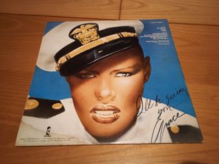 Discazo vinilo Grace Jones - Fame
