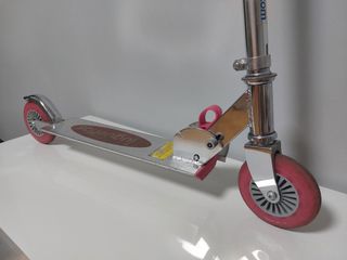 Patinete infantil aluminio y rosa + casco