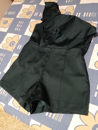 Mono corto de fiesta