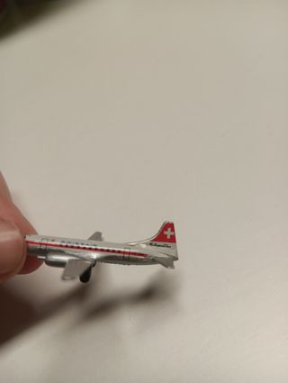Avíon en miniatura Swiss