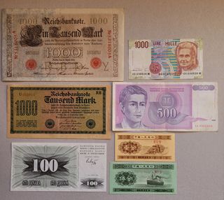 Lotto di 7 Banconote Mondiali