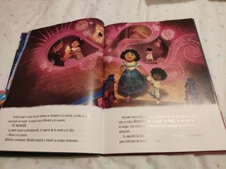 Encanto. Gran Libro de la película