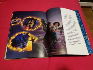 Encanto. Gran Libro de la película
