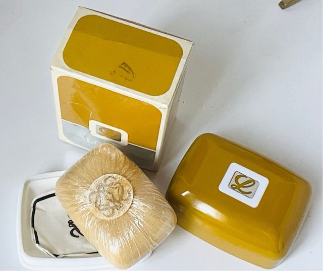 PASTILLA DE JABÓN TOCADOR LOEWE ANTIGUA