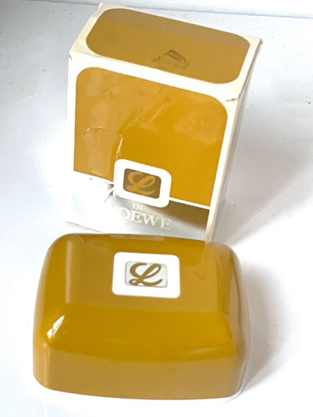 PASTILLA DE JABÓN TOCADOR LOEWE ANTIGUA