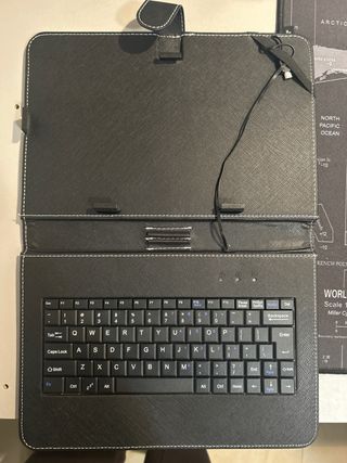 Funda Tablet con teclado 12"
