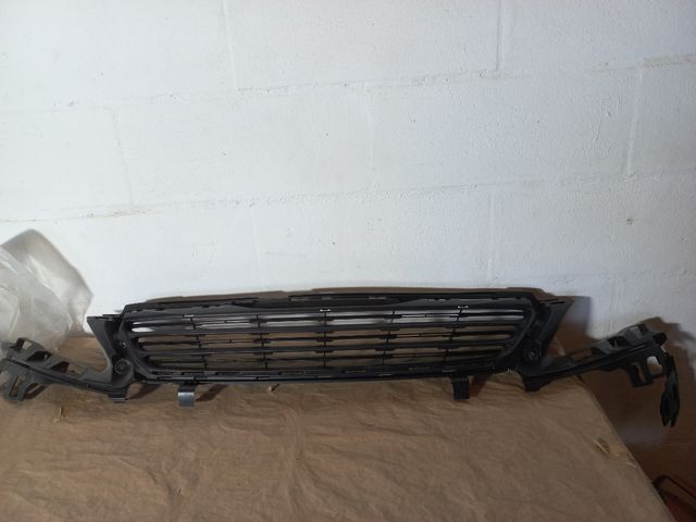Rejilla Peugeot 308