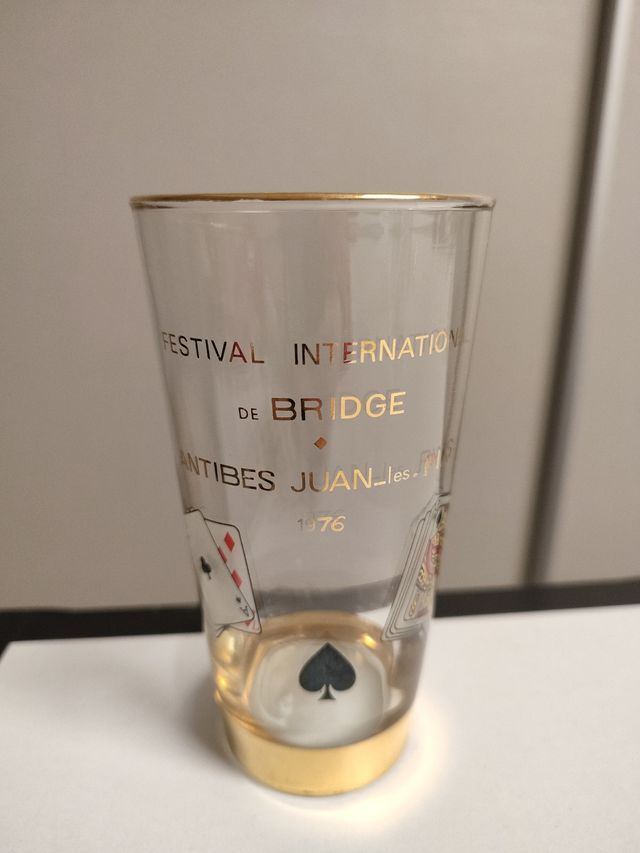 Vaso antiguo Festival de Bridge