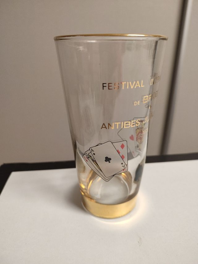Vaso antiguo Festival de Bridge