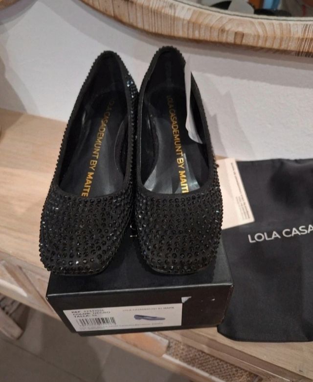 Zapatillas Lola Casademunt
