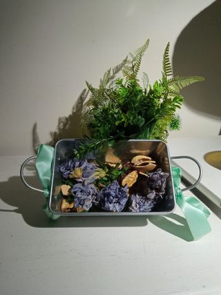 2 Cestos metálicos con planta artificial