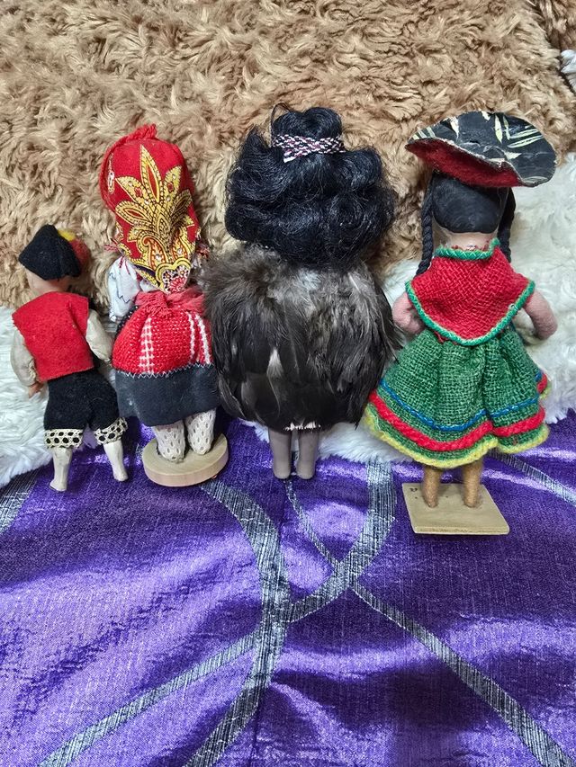 Lote 4 muñequitos antiguos