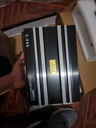 Etapa de sonido para coche