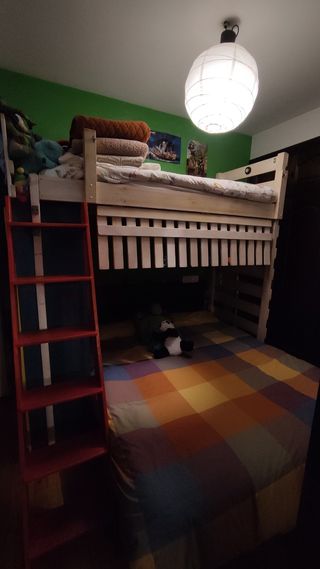 Cama Alta con Ropero