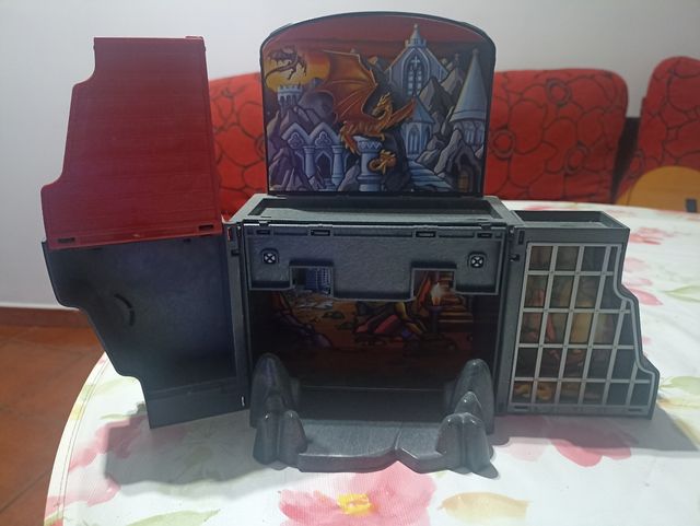 Cueva del Dragón (Playmobil)