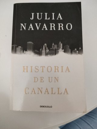 Historia de un canalla. Tapa blanda