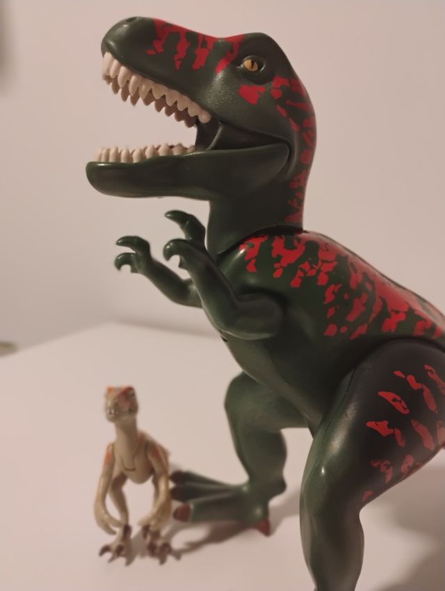 Dinosaurios y reportero playmobil