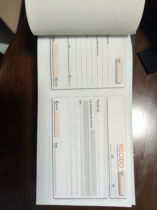 8 Talonarios de recibos