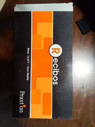 8 Talonarios de recibos