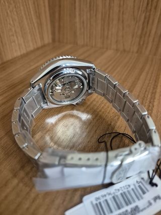 Reloj Seiko 5 Sports automático SRPD59K1