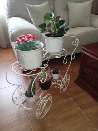 Macetero forja carrito