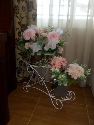 Macetero forja carrito