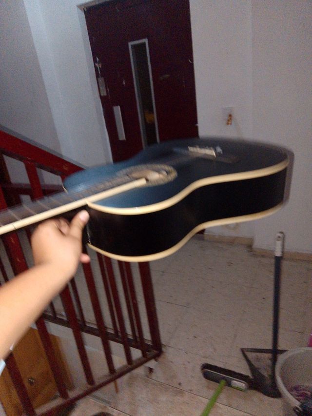 Gitarra flamenca navarra