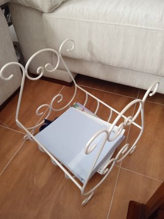 Macetero-revistero forja