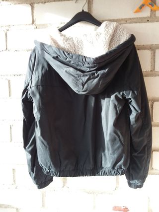 Chaqueta o abrigo mujer acolchado pelito Pull&Bear