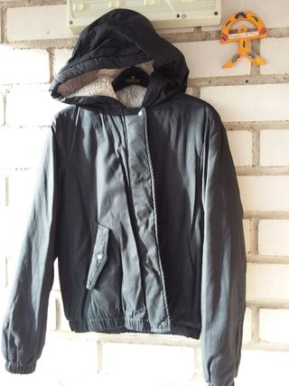 Chaqueta o abrigo mujer acolchado pelito Pull&Bear
