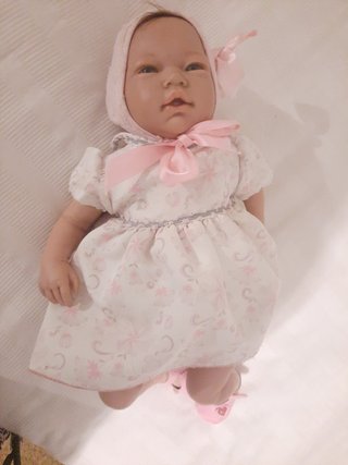 Muñeca bebé Reborn.Regalo la ropa.