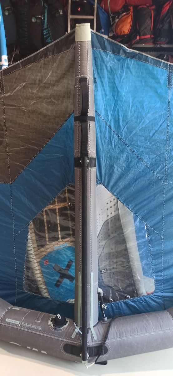 Wing Eleveight WFS 4.0 con botavara