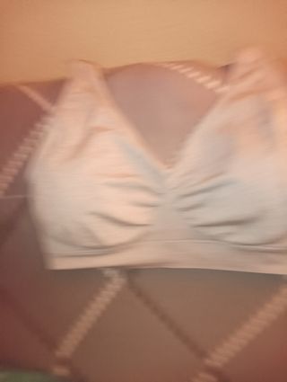   Dos  ,Sujetadores camiseta, los dos 10€ rebaj