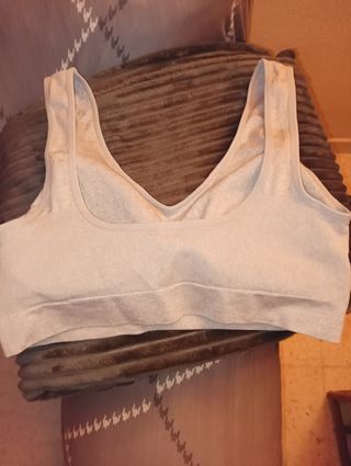   Dos  ,Sujetadores camiseta, los dos 10€ rebaj