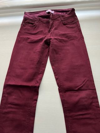 Pantalón de niña granate