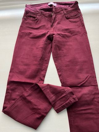 Pantalón de niña granate