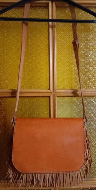 Bolso bandolera cuero artesanal