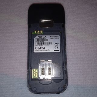 Móvil Nokia 6030