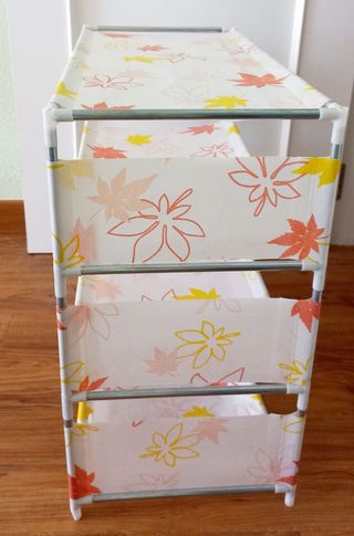 Estanteria de tela, 4 alturas.