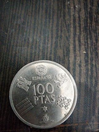Moneda 100 peseta de plata 1980 con defecto