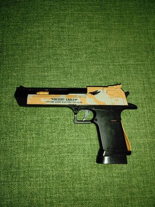 Pistola de Juguete DESERT EAGLE con luz y sonido