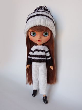Gorro, jersey y pantalón blanco y negro - Blythe