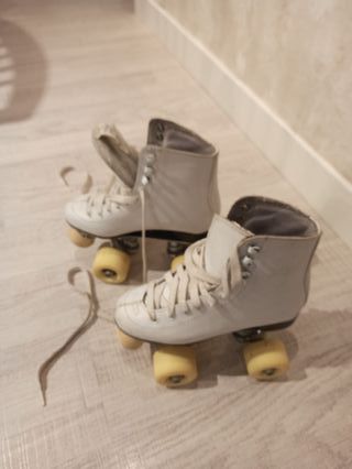 Patines artísticos 4 ruedas talla 32