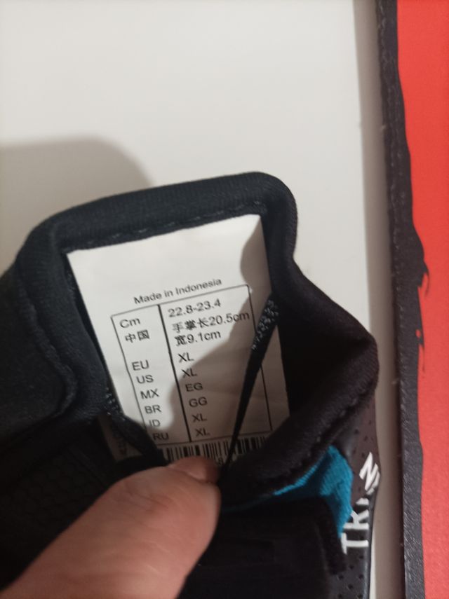 Guantes cortos bici nuevos a estrenar