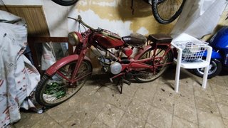 Moto guzzi 65cc antigua. Matriculada, con papeles